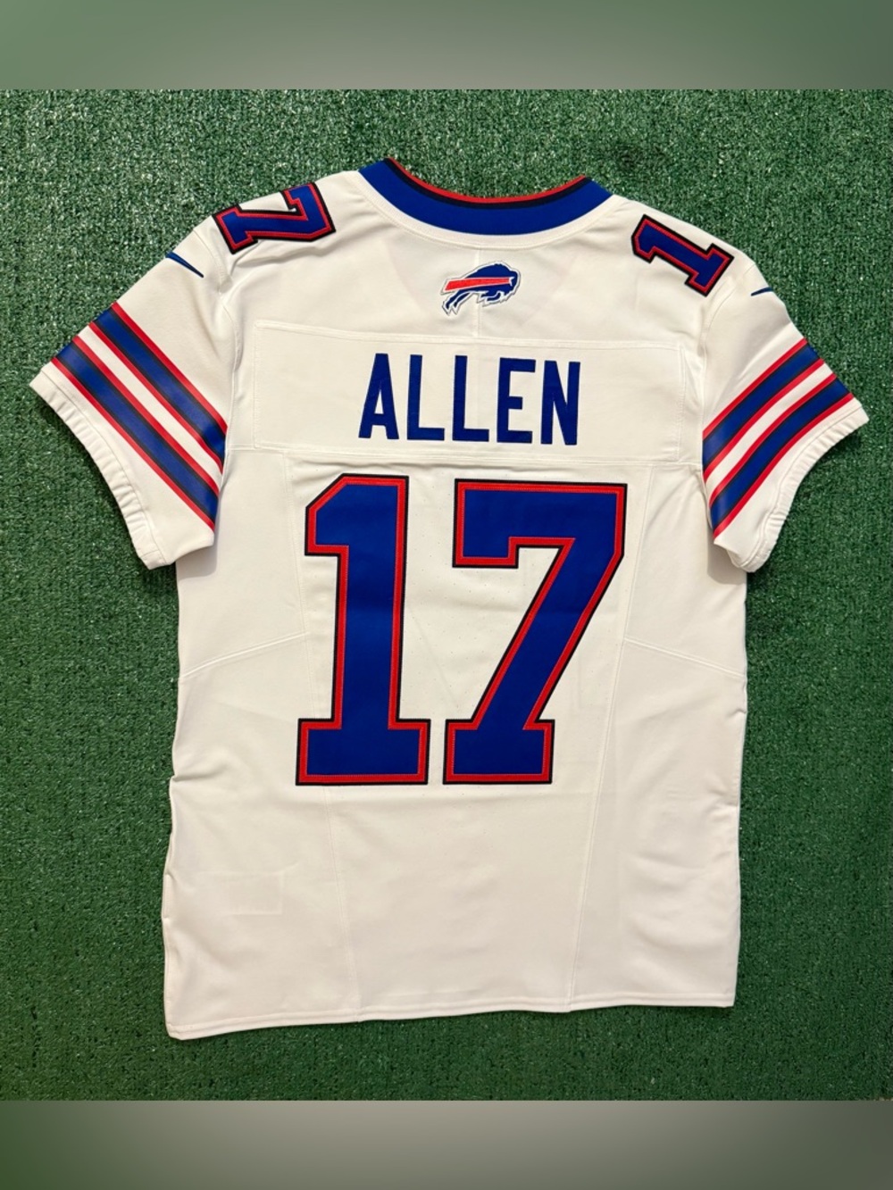 Authentic Josh Allen Buffalo Bills White Nike Vapor Fuse Elite Jerseys - Picture 2 of 10